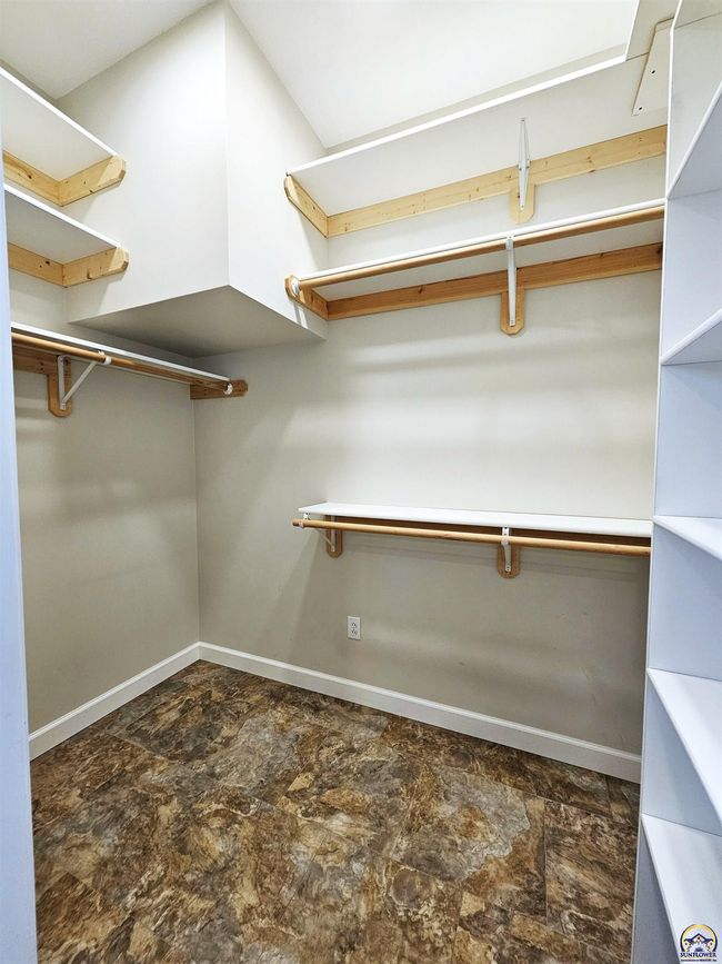 611 S 3 Rd St, House other with 3 bedrooms, 2 bathrooms and null parking in Sabetha KS | Image 23