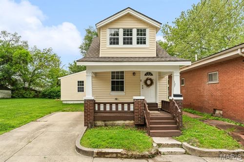 127 N 12th Street, Belleville, IL, 62220 | Card Image