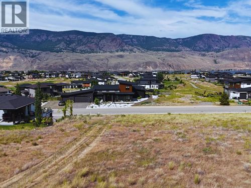 145 Cavesson Way, Tobiano, BC, V1S0B3 | Card Image
