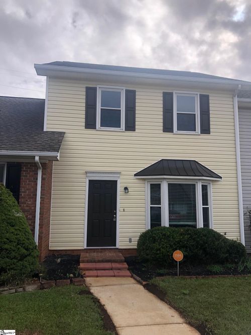 331 W Pointe Dr, Spartanburg, SC, 29301-3402 | Card Image