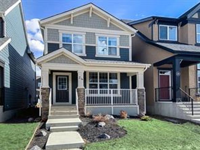 24 Masters Manor Se, House detached with 3 bedrooms, 2 bathrooms and 2 parking in Calgary AB | Image 1