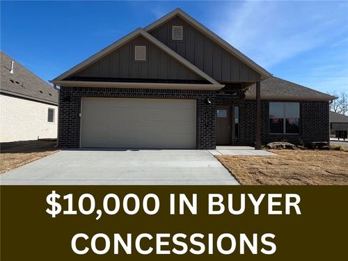 2301 N Lexington St, Siloam Springs, AR, 72761 | Card Image