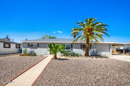 2818 W Echo Ln, Phoenix, AZ, 85051-4054 | Card Image