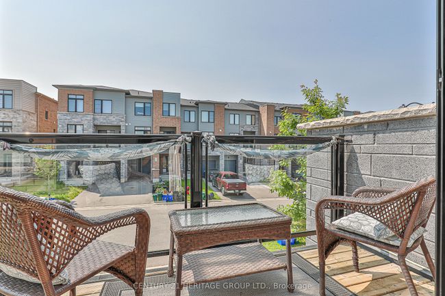 20 Vantage Loop, House attached with 4 bedrooms, 4 bathrooms and 2 parking in Newmarket ON | Image 17
