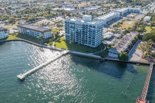502-3040 Lake Shore Dr, Riviera Beach, FL, 33404-4662 | Card Image
