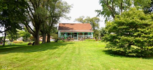 5820 E 25th Street, Columbus, IN, 47203 | Card Image