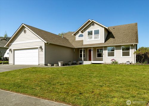 1751 Sw Rock Rose Dr, Oak Harbor, WA, 98277-7120 | Card Image