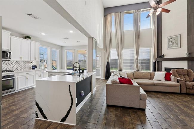 9403 Peralta Creek Ct, House other with 4 bedrooms, 4 bathrooms and 2 parking in Cypress TX | Image 6