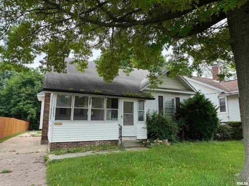 1210 W Macqueen Avenue, Peoria, IL, 61604 | Card Image
