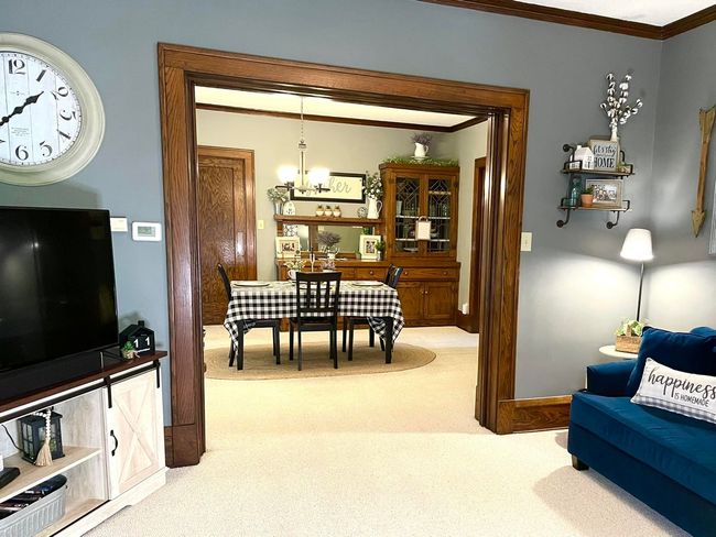 204 N Oak St, Home with 3 bedrooms, 1 bathrooms and null parking in Villa Grove IL | Image 7