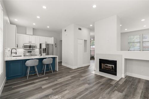 8102 E Santo Ct, Anaheim, CA, 92808 | Card Image