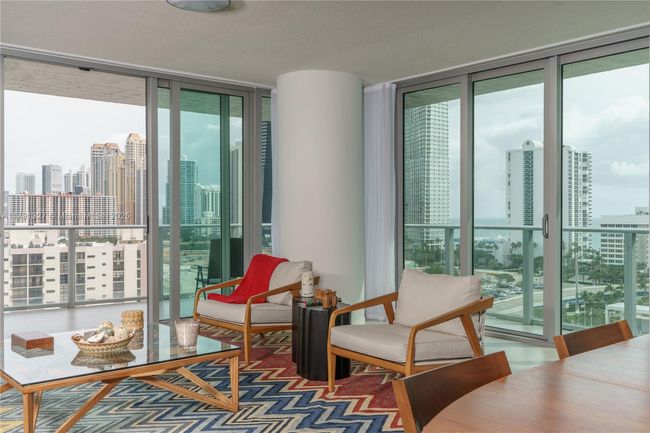 UNIT-1101 - 300 Sunny Isles Blvd, Condo with 3 bedrooms, 4 bathrooms and null parking in Sunny Isles Beach FL | Image 6