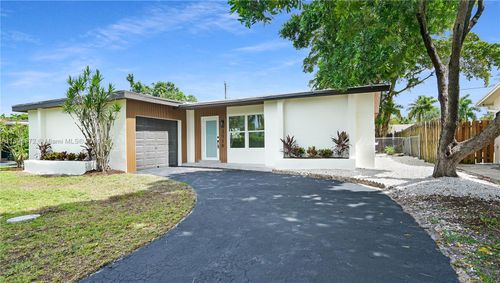 2510 N Pine Island Rd, Sunrise, FL, 33322-2862 | Card Image