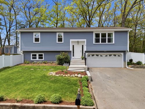 10 West Ave, Hudson, MA, 01749-3019 | Card Image
