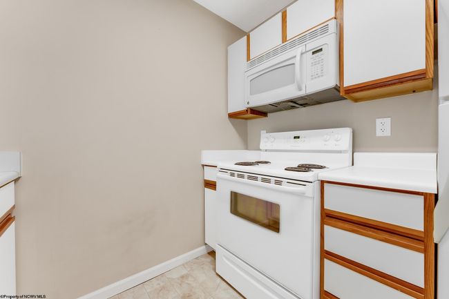 3208 - 3208 University Commons Dr, Condo with 4 bedrooms, 4 bathrooms and 3 parking in Star City WV | Image 5