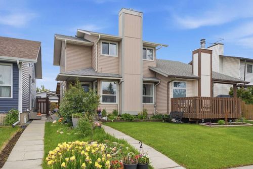 17 Abberfield Cres Ne, Calgary, AB, T2A6P4 | Card Image