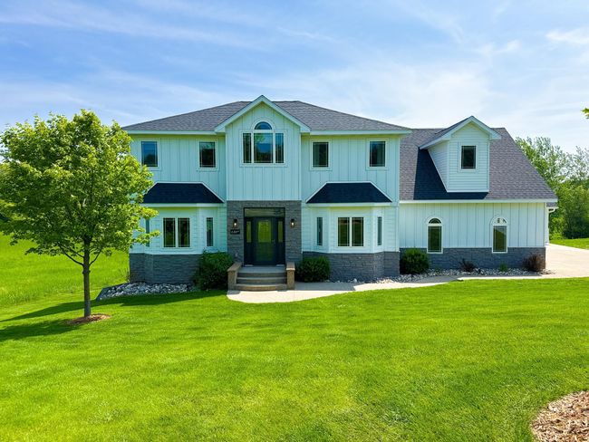Exterior | Image 50