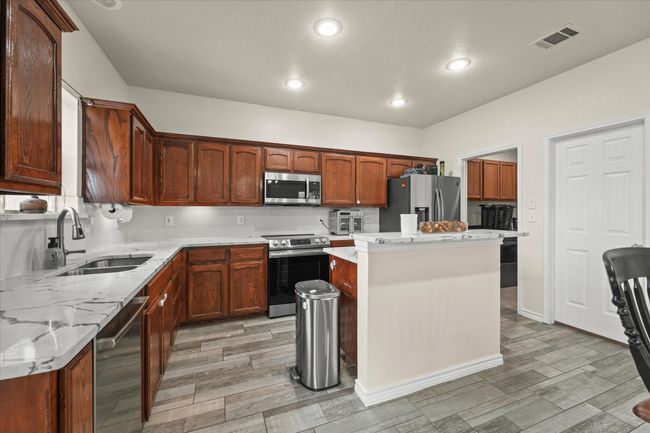 9209 Nathan Dr, House other with 3 bedrooms, 3 bathrooms and null parking in White Settlement TX | Image 12