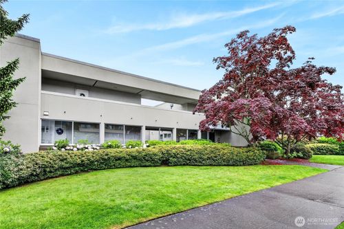 101-4457 44th Ave Sw, Seattle, WA, 98116-4180 | Card Image