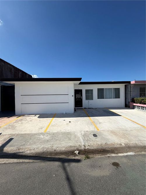 2214-b-Calle Calle 18, Carolina, PR, 00983-2930 | Card Image