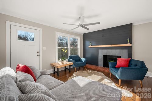 5001 Kistler Ave, Charlotte, NC, 28205-7327 | Card Image
