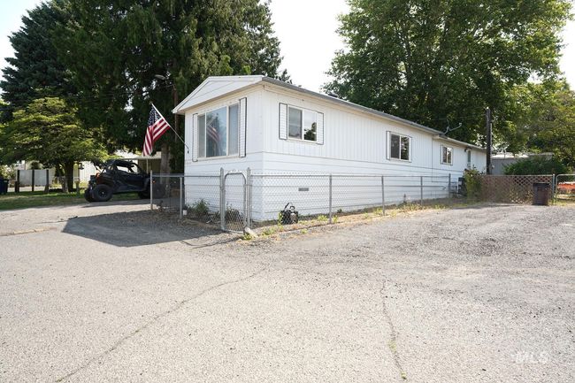 View of front of house | Image 18