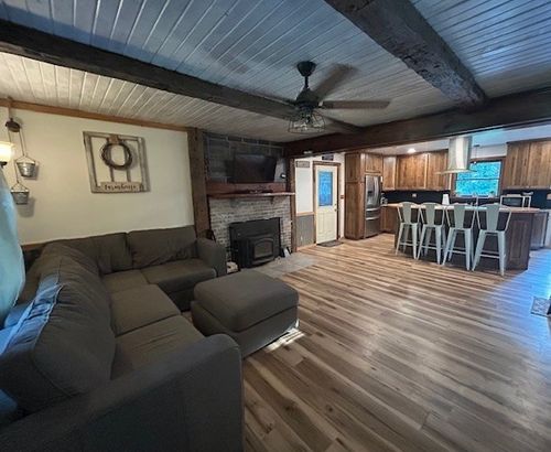 242 Coaltown Rd, Boyers, PA, 16020-1118 | Card Image