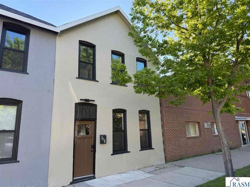 207 S Minnesota Street, New Ulm, MN, 56073 | Card Image