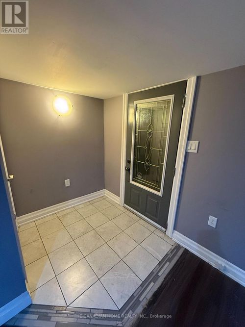 163 Dundas St, Brantford, ON, N3R1S6 | Card Image