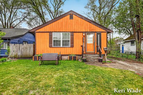 1099 Aurora Avenue, Muskegon, MI, 49442 | Card Image