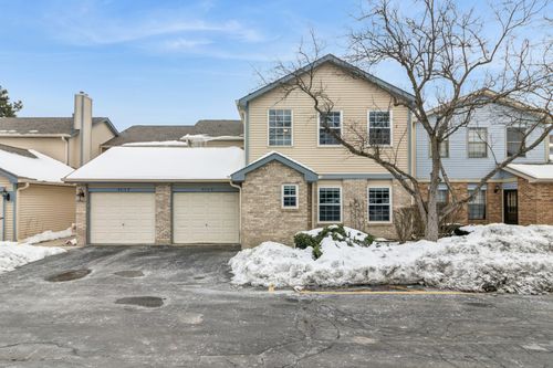 unit-f-8313 Highpoint Cir, Darien, IL, 60561-5276 | Card Image