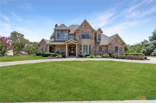 121 Wallace Blvd, Cameron, TX, 76520-2229 | Card Image