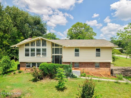 11605 Foxford Dr, Knoxville, TN, 37934-4733 | Card Image