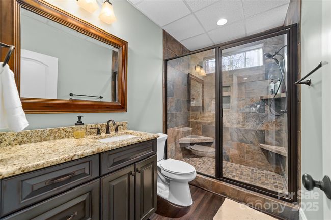 Lower level bathroom. | Image 31