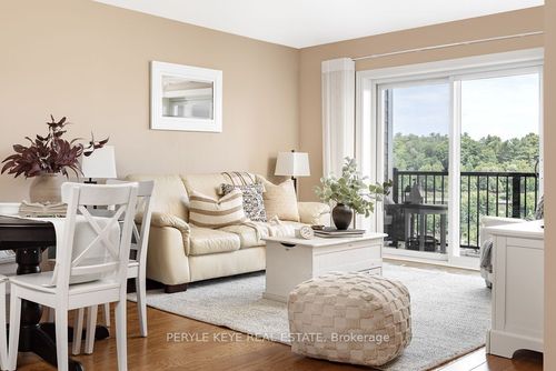 403-10A Kimberley Ave, Bracebridge, ON, P1L0A4 | Card Image