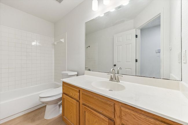 Second bathroom | Image 26