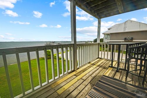 n-5539 Soundside Dr, Gulf Breeze, FL, 32563-9528 | Card Image