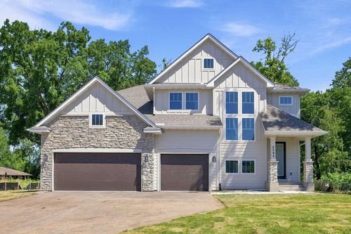 2399 Laurie Ct W, Roseville, MN, 55113 | Card Image