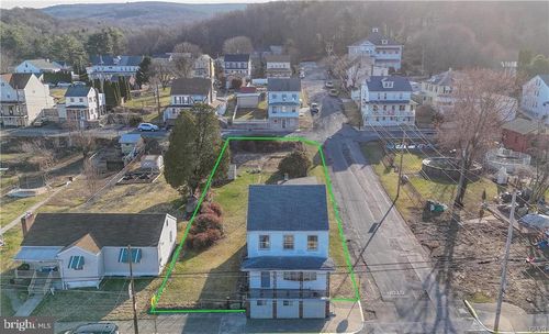 50 Washington St, Middleport, PA, 17953-2204 | Card Image