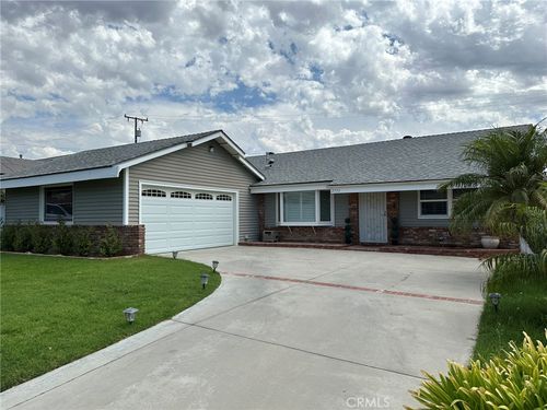 2752 Wanda Ave, Simi Valley, CA, 93065-1519 | Card Image