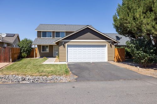 516 Se Ponderosa Dr, Madras, OR, 97741-2023 | Card Image