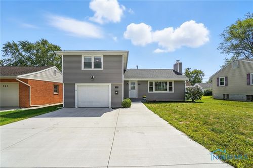 715 Melrose Ave, Findlay, OH, 45840-2737 | Card Image
