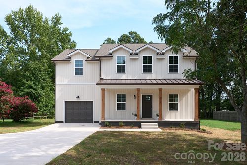 412 Midway Dr, Indian Trail, NC, 28079-5197 | Card Image