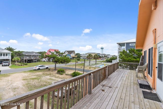 210 W Beach Dr, House other with 4 bedrooms, 2 bathrooms and null parking in Oak Island NC | Image 14