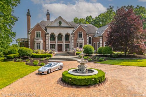 590 Dubuar St, Northville, MI, 48167-1463 | Card Image