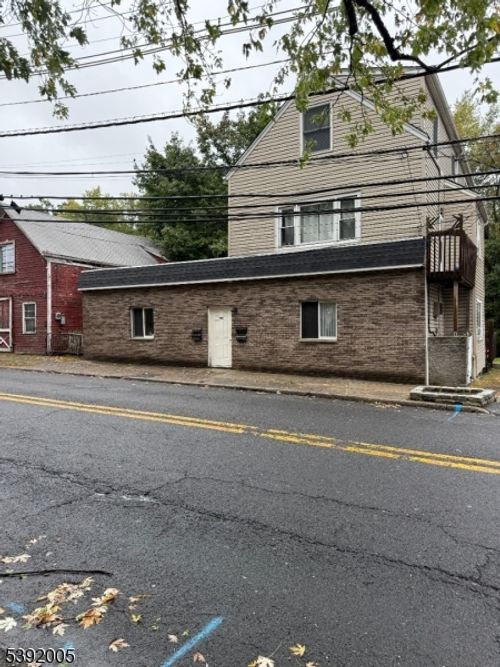 194 Saddle River Rd, Saddle Brook, NJ, 07663-4665 | Card Image