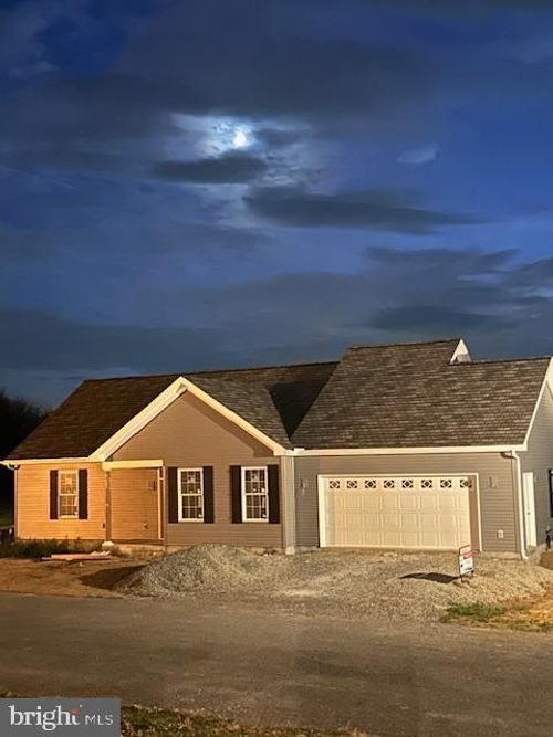 135 Keeler Parkway Dr, LEBANON, PA, 17042 | Card Image