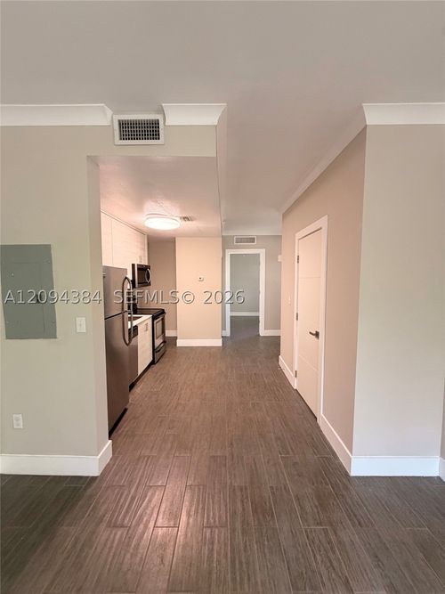 8-115 Menores Ave, Coral Gables, FL, 33134-4016 | Card Image