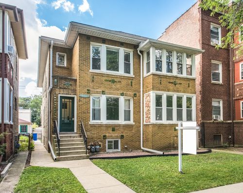5253 W Cullom Ave, Chicago, IL, 60641-1402 | Card Image