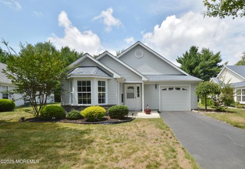 2386 Torrington Dr, Toms River, NJ, 08755-2556 | Card Image